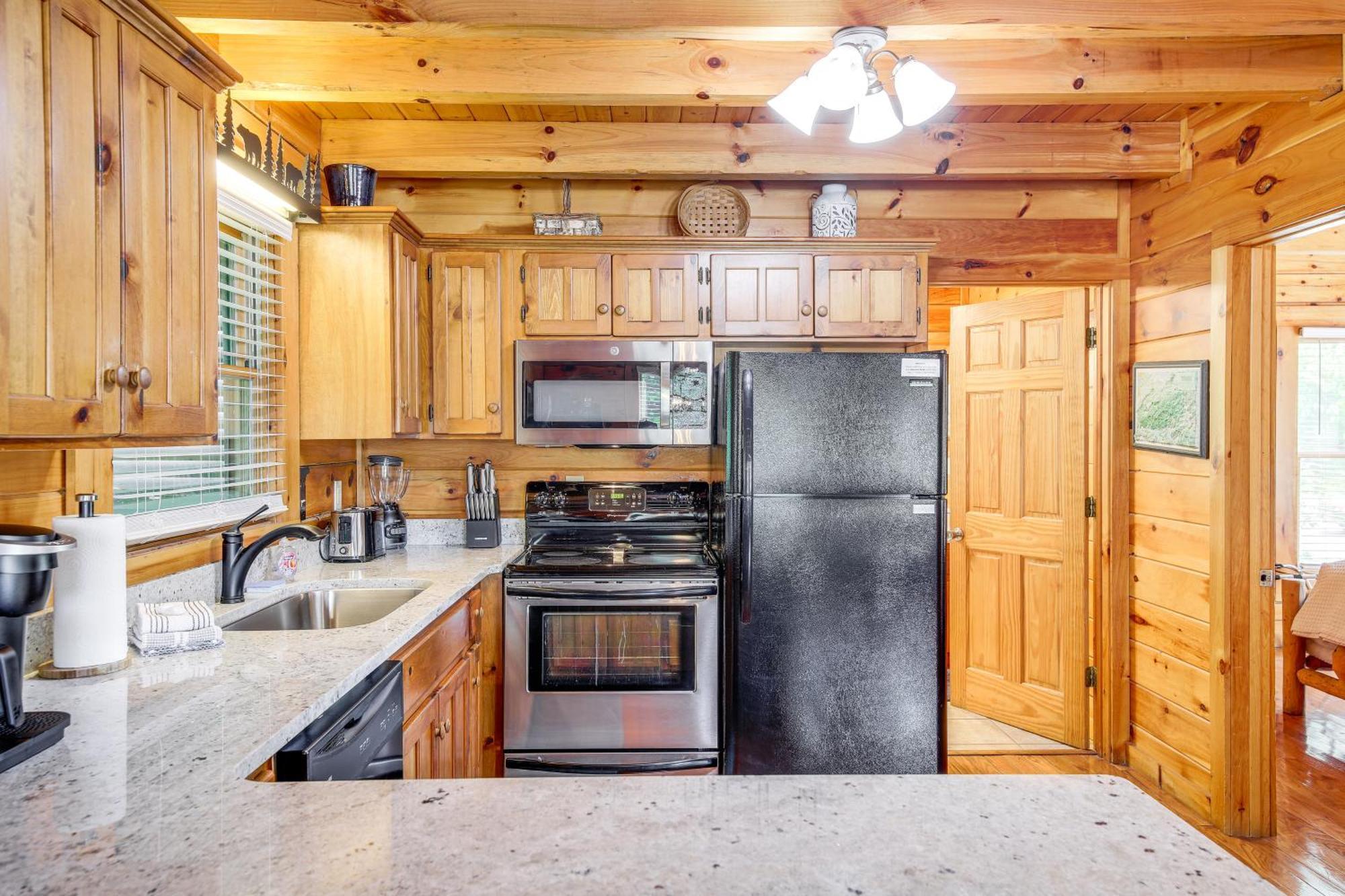 Pigeon Forge Cabin Premier Location And Hot Tub エクステリア 写真