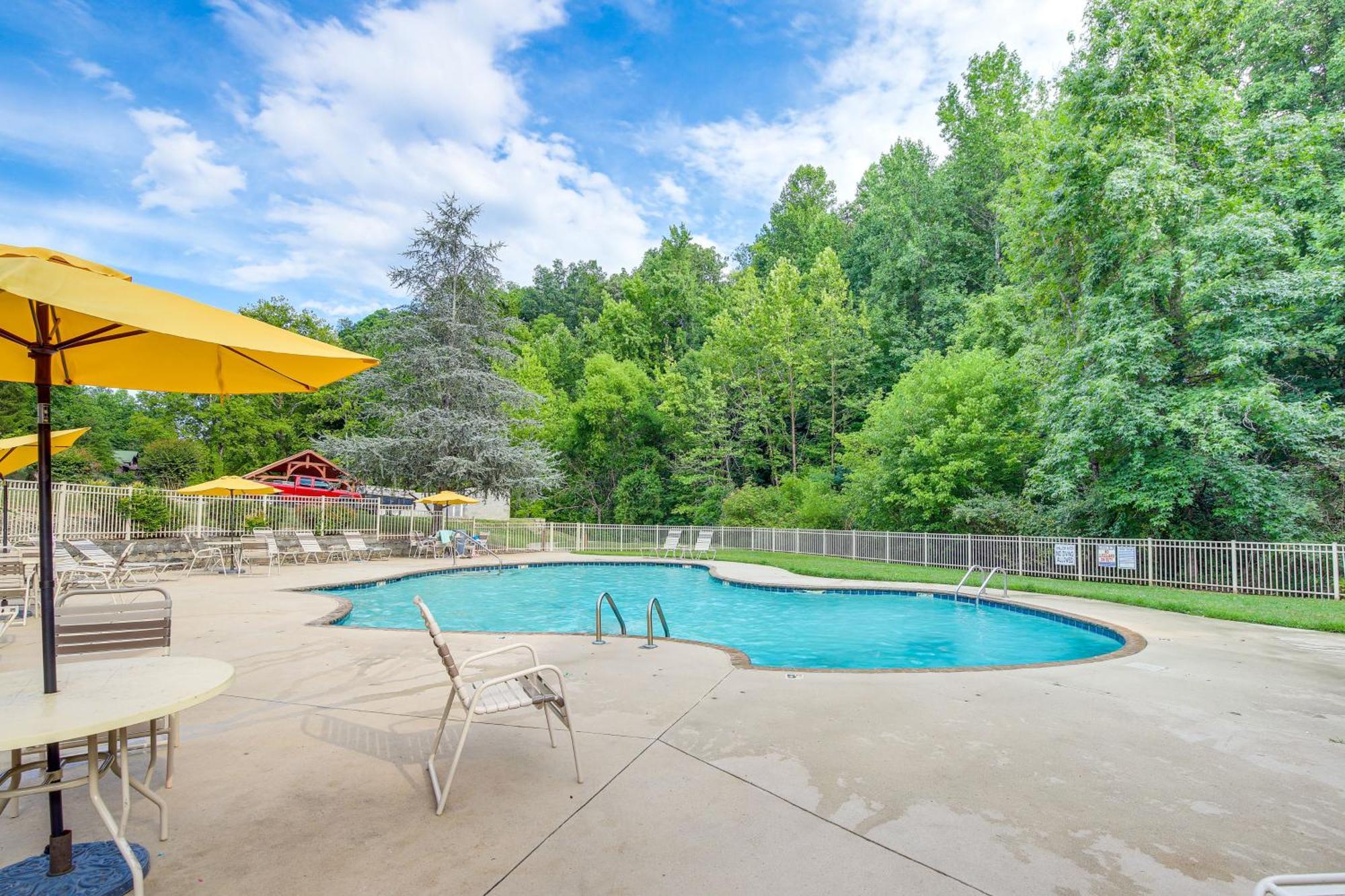Pigeon Forge Cabin Premier Location And Hot Tub エクステリア 写真
